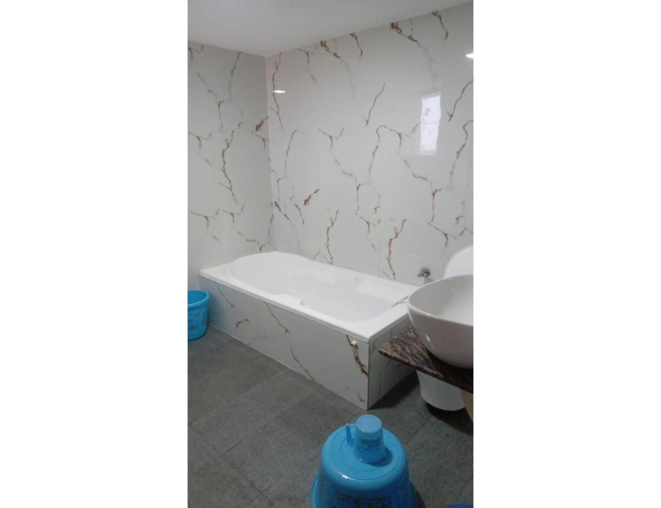 Hotel Paradise, Naroda 阿穆达巴 外观 照片